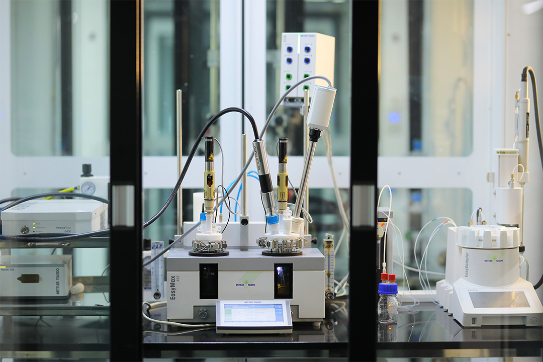 How PAT tools can help improve understanding of the crystallisation process